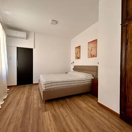 Appartement Takamuesica- Cisterna dʼAsti